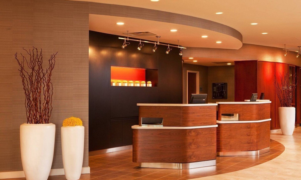 West End Hotel | Hotel Pentagon South