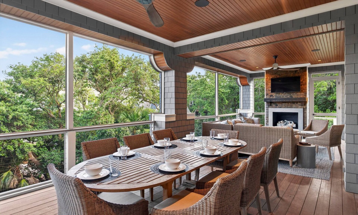 Vanderhorst Plantation House | Ideal Kiawah LUXURY 6 BR! Pool, Oceanview, Private Boardwalk to Beach!