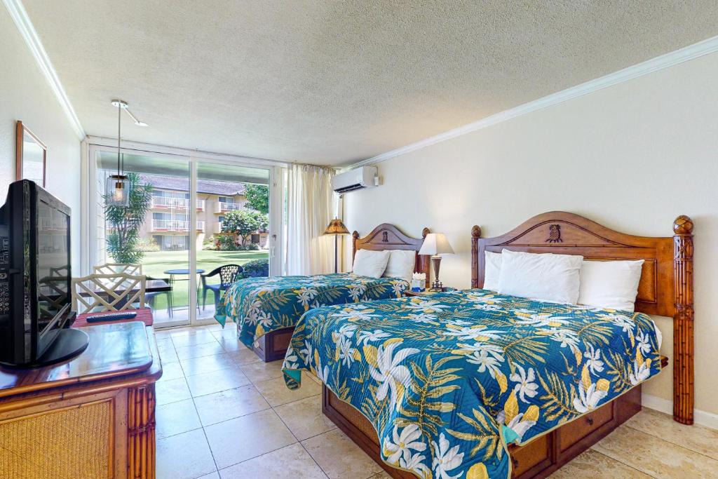 Wailua Hotel | Islander on the Beach 121