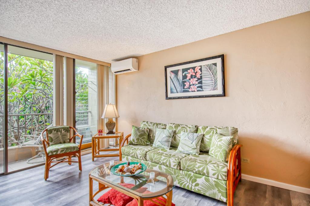 Historic Kailua Village Apartment | Kalanikai #218