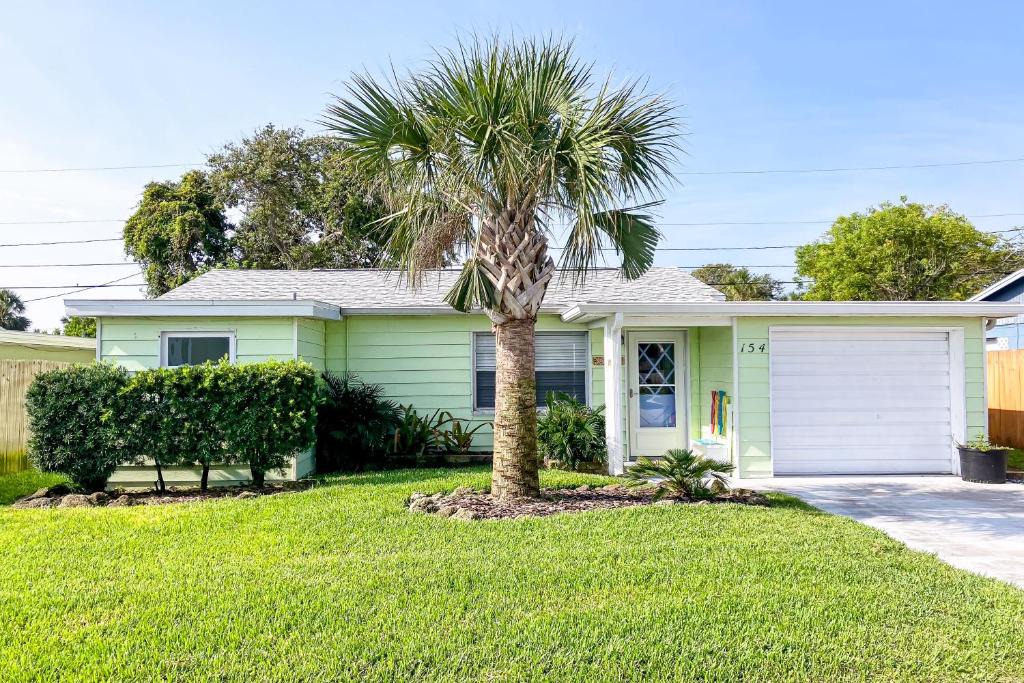Roberta Heights House | Key Lime Cove
