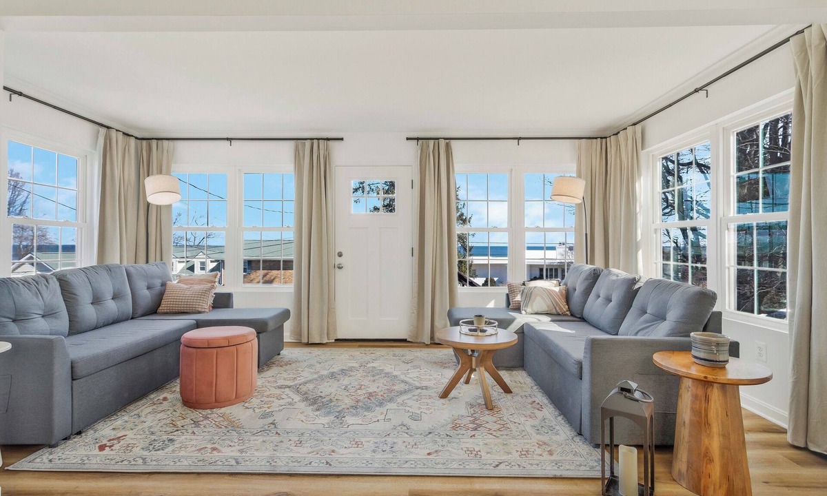 Prince Frederick House | Kick back and enjoy the Chesapeake & this 3-bedroom, relaxing, stylish space.