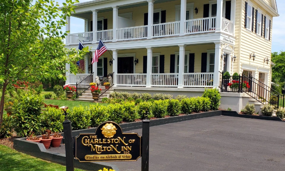 Milton House | King Charles Suite, No added fees or cleaning charges.