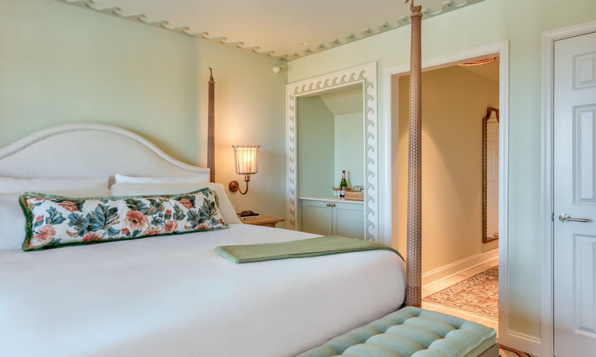 Duck Hotel | King Room | Private Beach + Award-Winning Spa