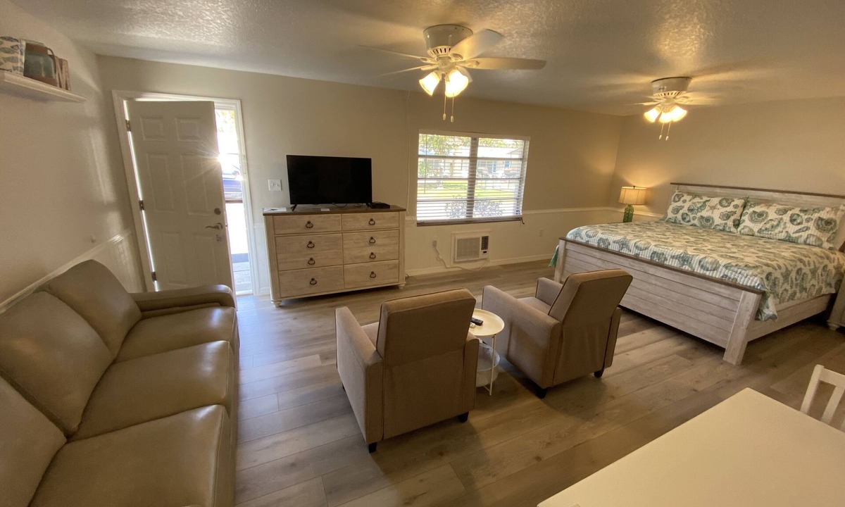 Springs at Kings Bay Cabin | King's Bay Lodge
