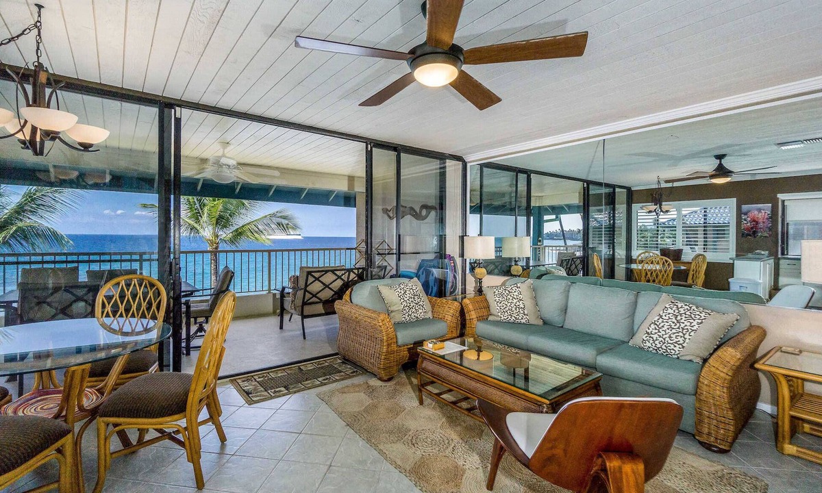 Historic Kailua Village Condo | Kona Reef #D31 | Lanai w/Coastal Views