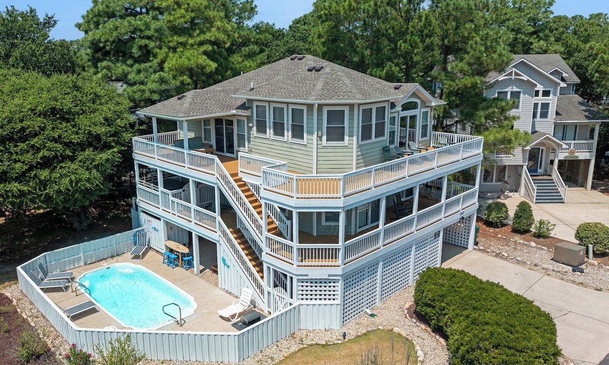 Corolla House | Koselig Kove: Private Pool | Hot Tub | Rec Room