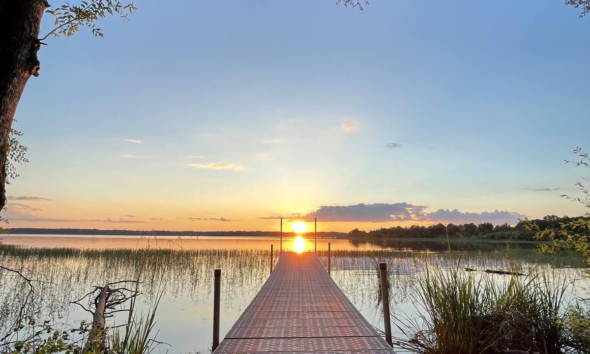 Georgetown Cabin | Lake Eufaula Alabama Log Cabin Private Dock Stunning Sunset Fully Stocked.