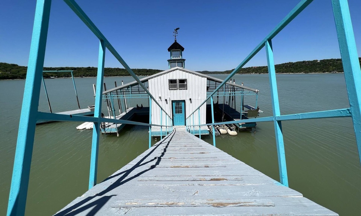 Gordon Cabin | Lake Front Cabin with Private Dock!
