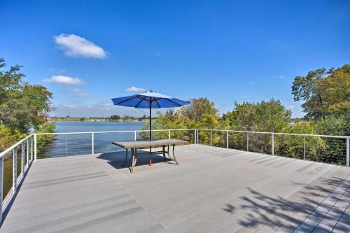 Granbury House | Lake Granbury Getaway! Family Home w/Deck & Games