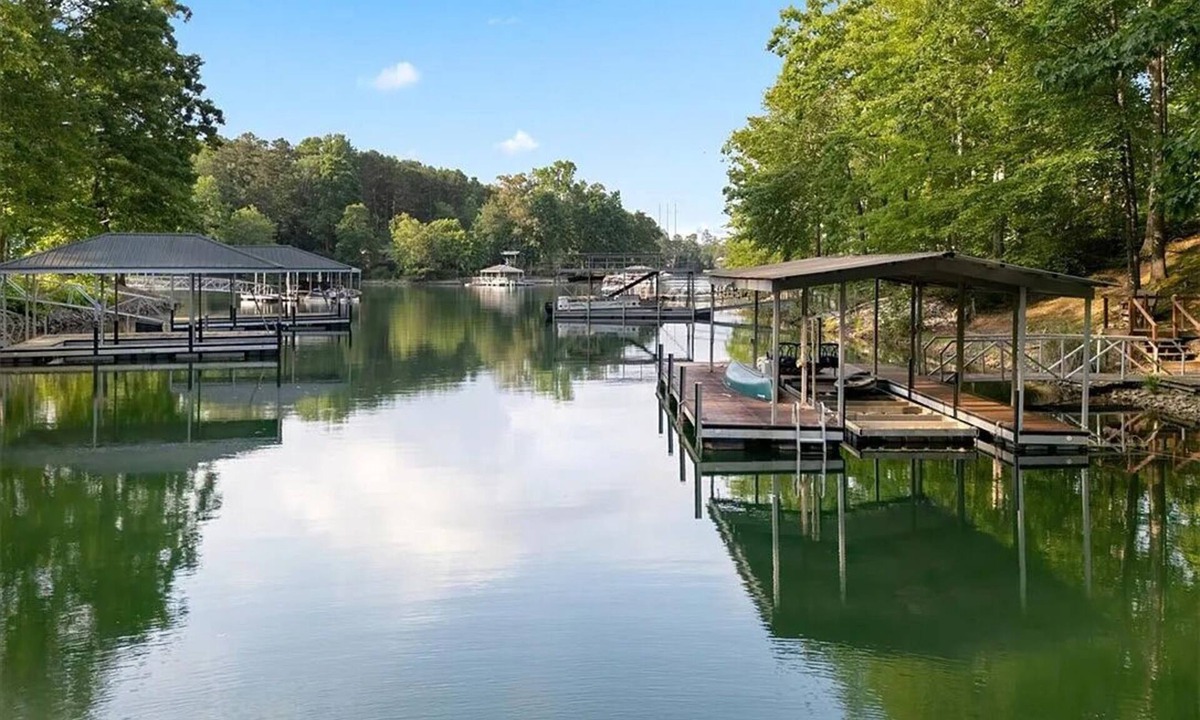 Saxony Forest House | Lake Keowee Waterfront Home with Dock - Sleeps 14