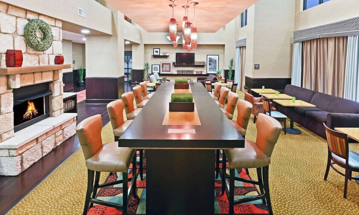 Lakeway Hotel | Lake Travis Getaway – Double Queen w/Pool & Gym