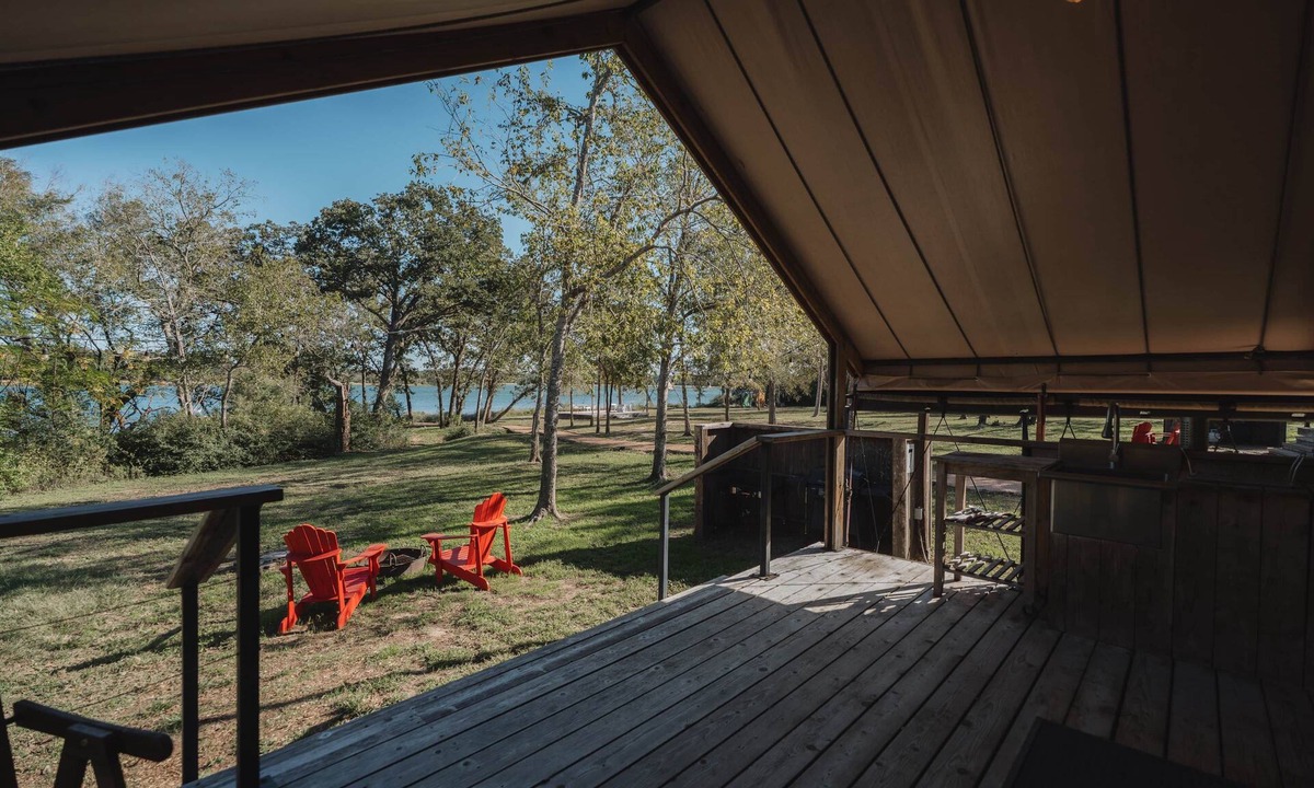 Bastrop House | Lakefront Glamping Safari Tent #7: The Longhorn