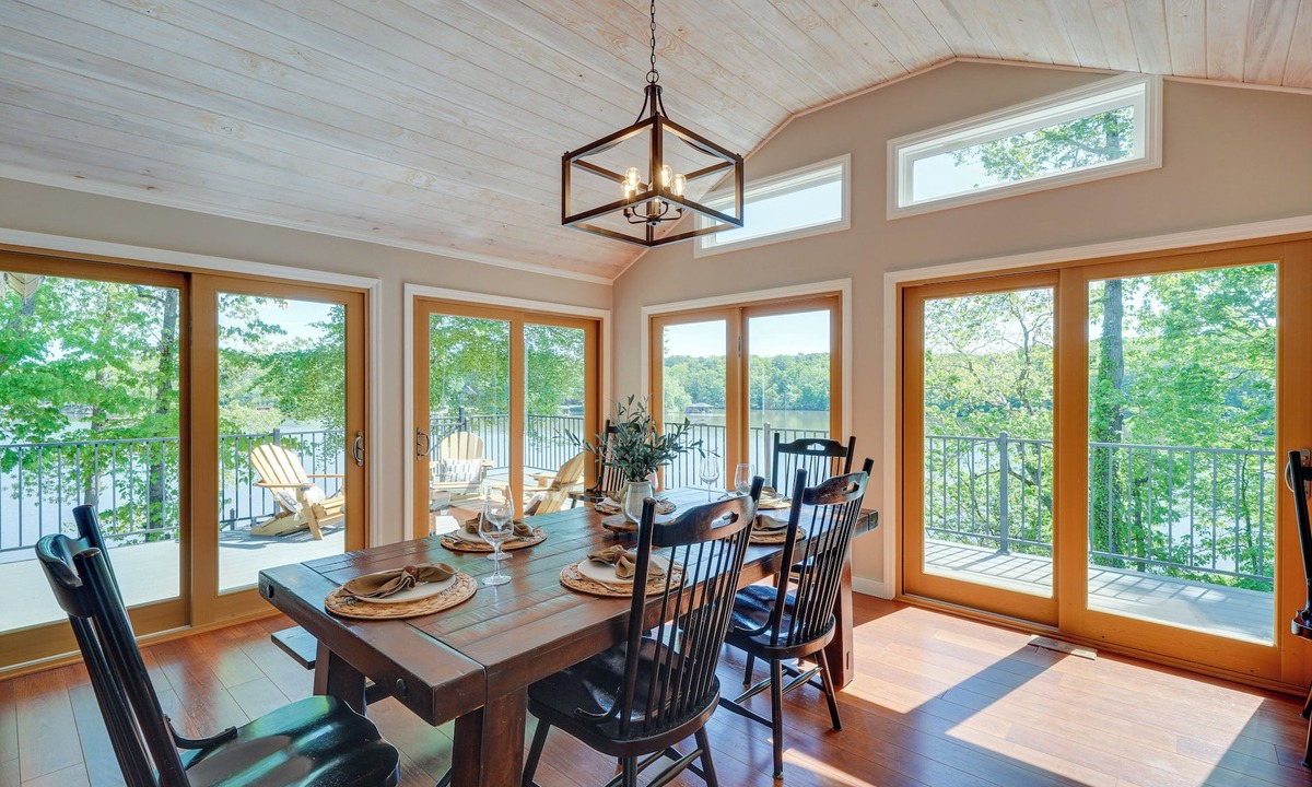 Bracey Cottage | Lakefront Vacation Rental w/Views & Hot Tub!