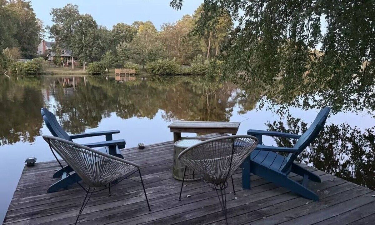 Westover House | Lakehouse Retreat Kayak Pet Friendly Mins to Bragg