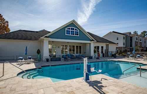 Huntersville Apartment | Landing Apartments - Ventana Northlake