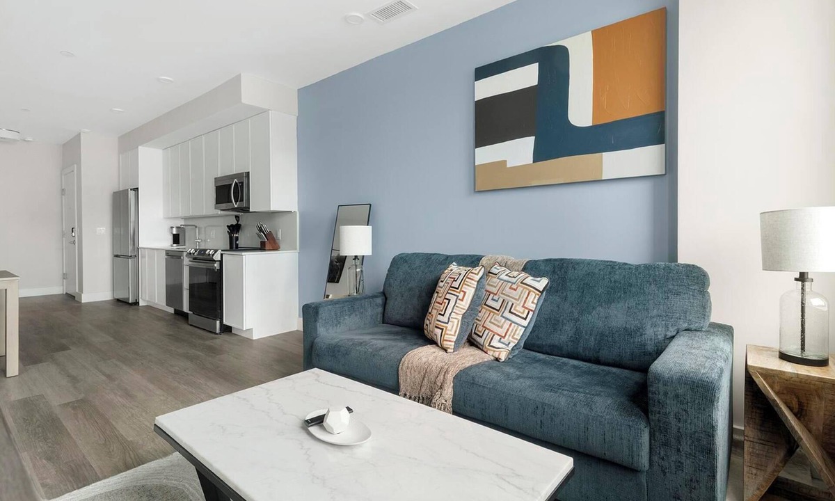 Cardozo Apartment | Landing | Beautiful 1BD in Columbia Heights
