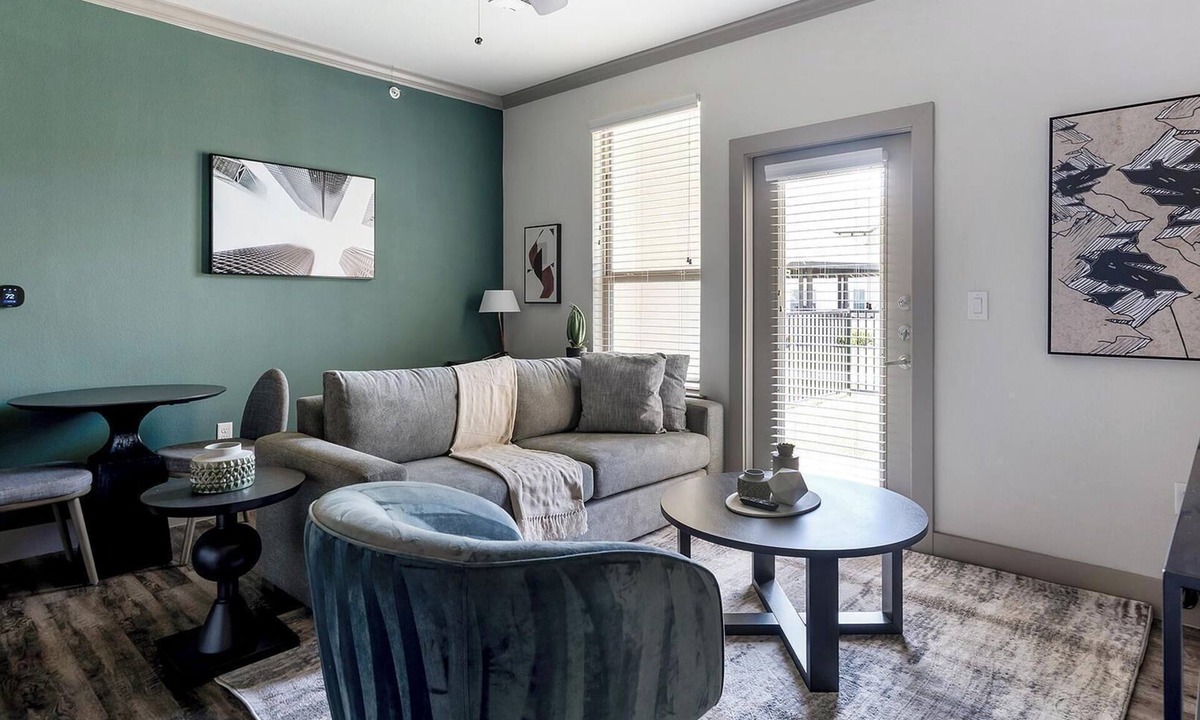 Manor Apartment | Landing | Beautiful 1BD, Gym, Clubhouse