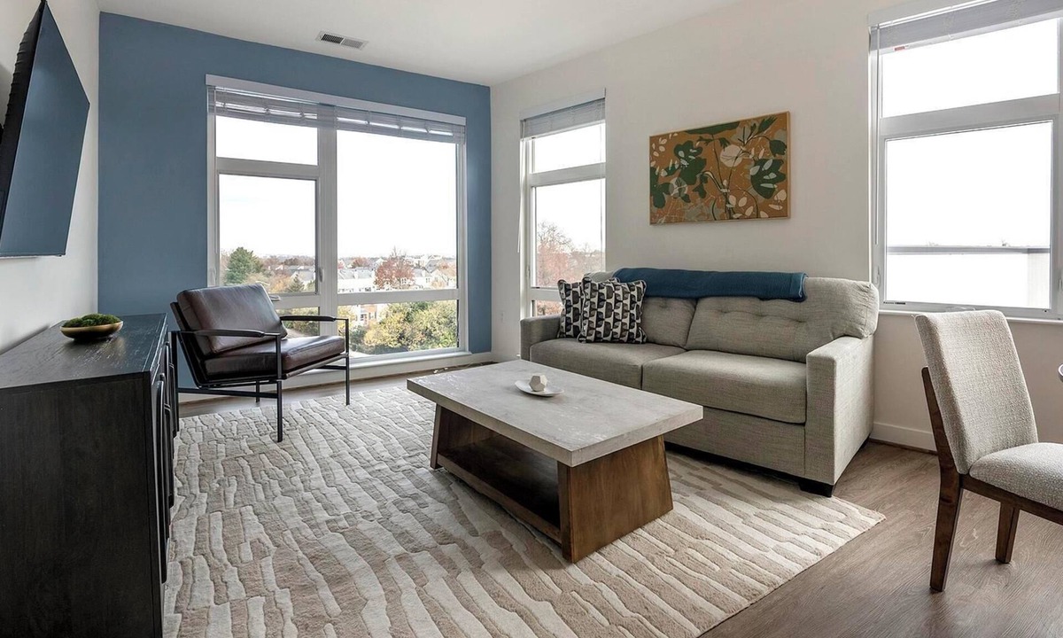 Old Town West Apartment | Landing | Beautiful 2BD, Clubhouse, Courtyard