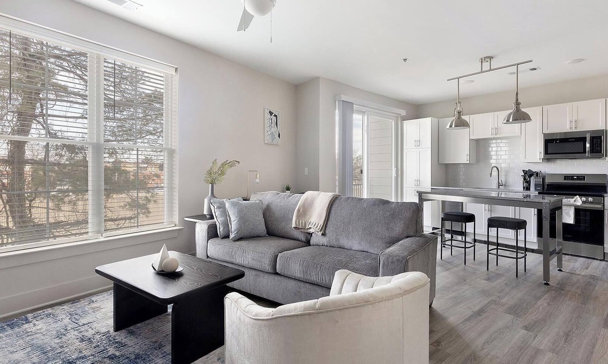 Richmond Apartment | Landing | Chic 1BD, Courtyard, Game Room