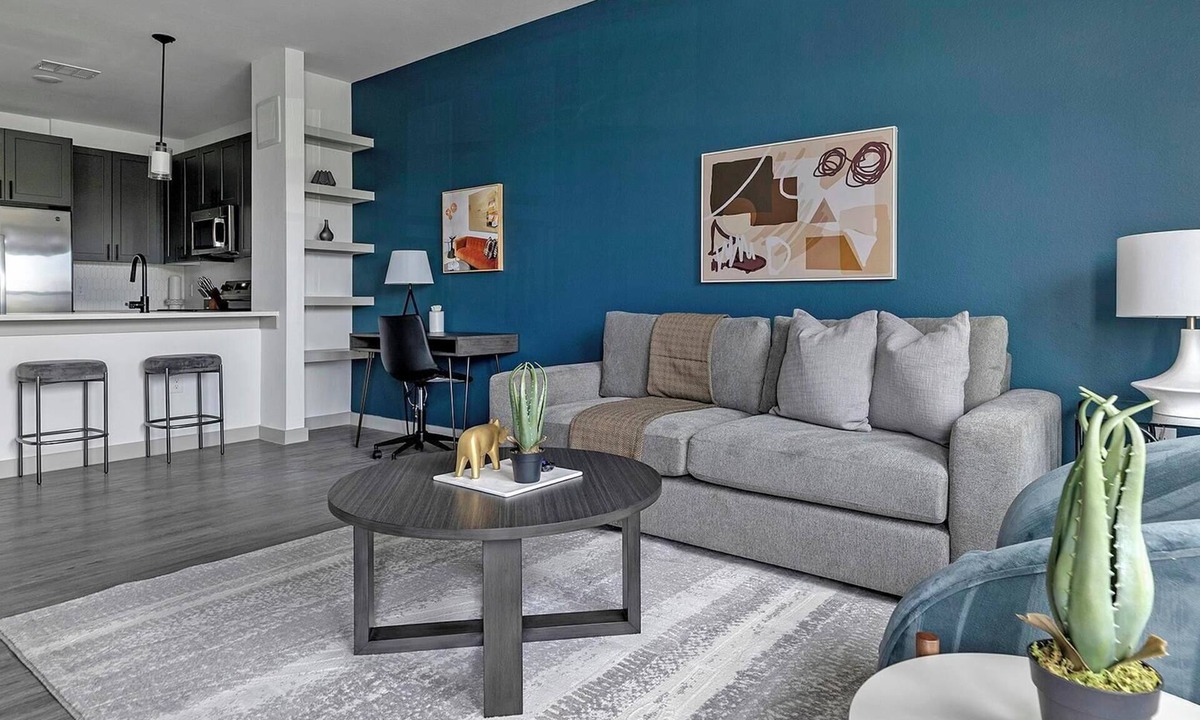 MLK Apartment | Landing | Chic 1BD, Pool, Gym