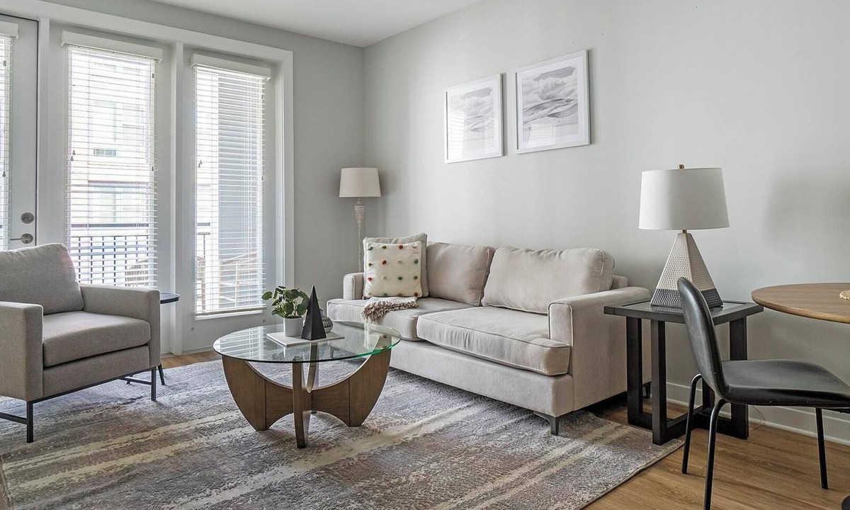 Downtown Apartment | Landing | Incredible 1BD, Gym, Courtyard
