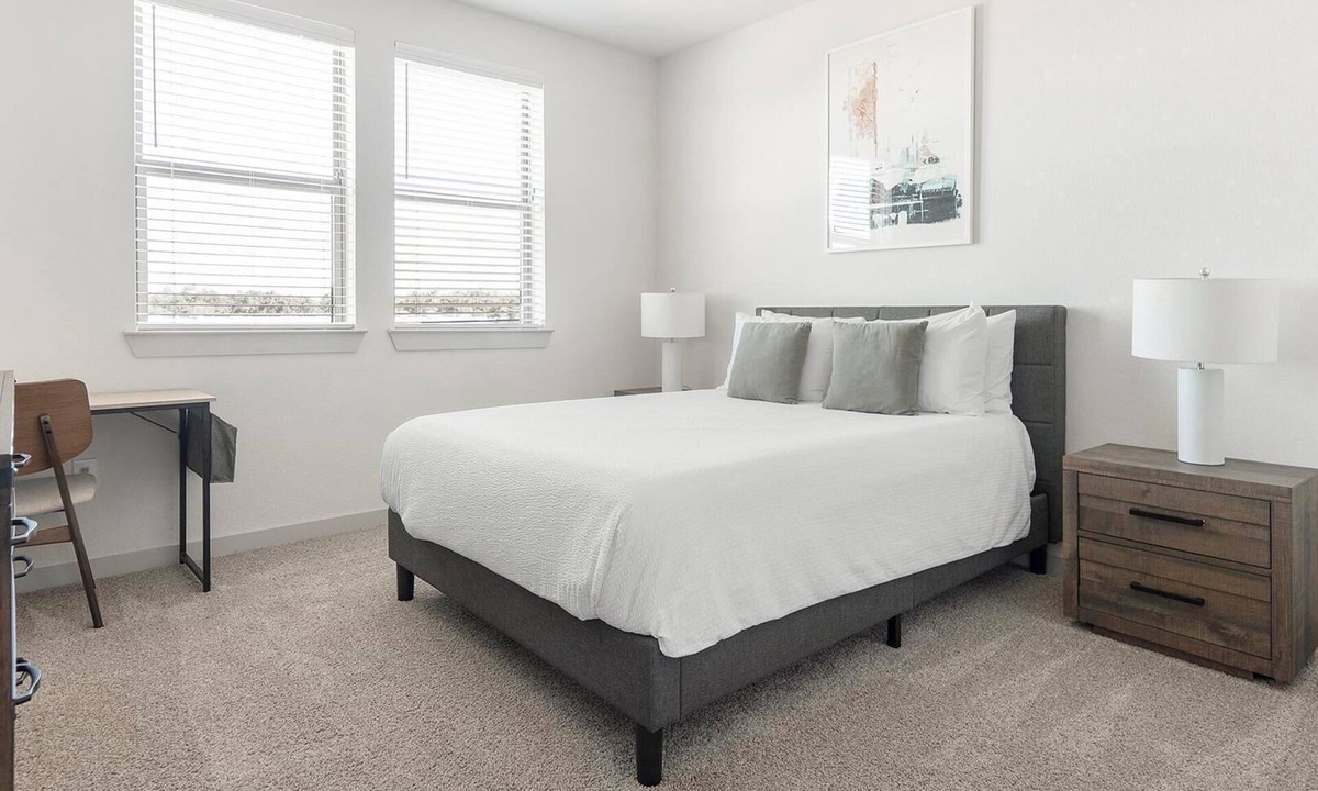 Lower Basin Lake Travis Apartment | Landing | Incredible 1BD, Pool, Clubhouse