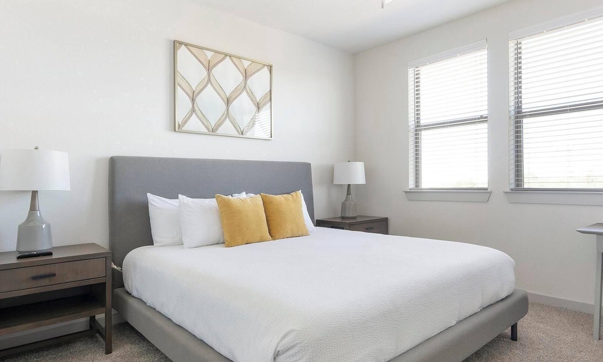 Lower Basin Lake Travis Apartment | Landing | Modern 1BD, Pool, Clubhouse