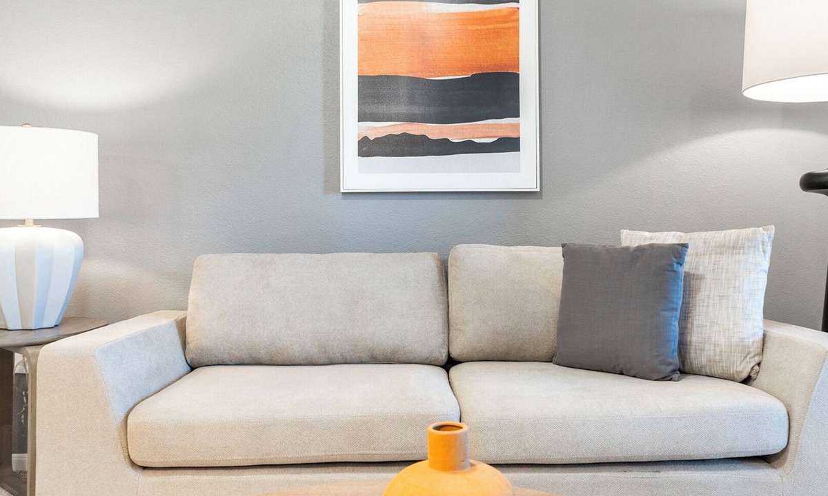 Austin Apartment | Landing | Spectacular 1BD, Courtyard, Gym