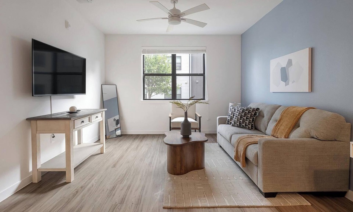 Austin Apartment | Landing | Spectacular 1BD, Clubhouse, Gym