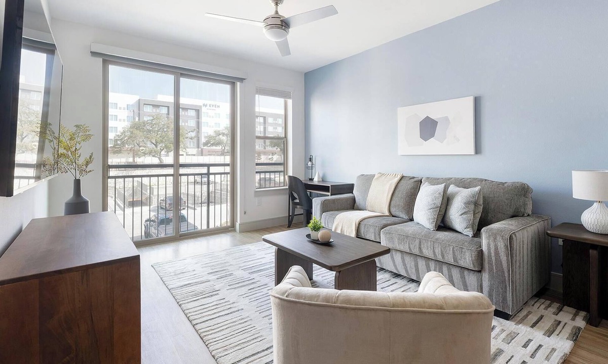 Scofield Farms Apartment | Landing | Spectacular 1BD, Gym, Clubhouse
