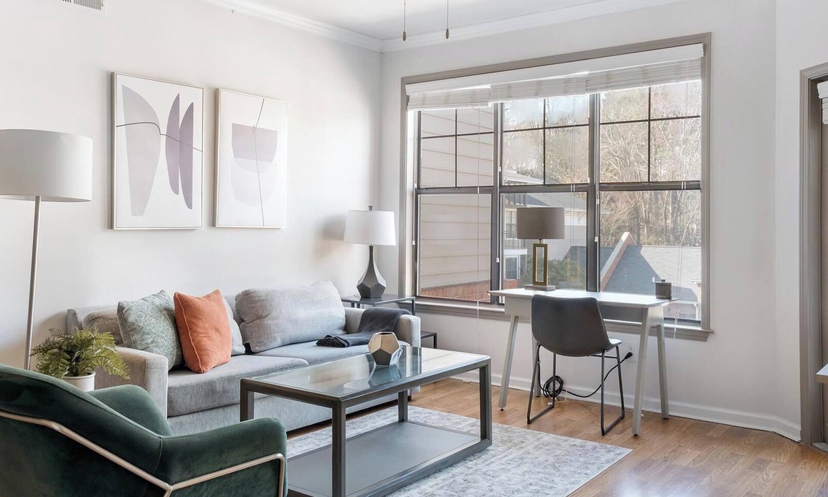 Piedmont Heights Apartment | Landing | Spectacular 2BD, Courtyard, Gym