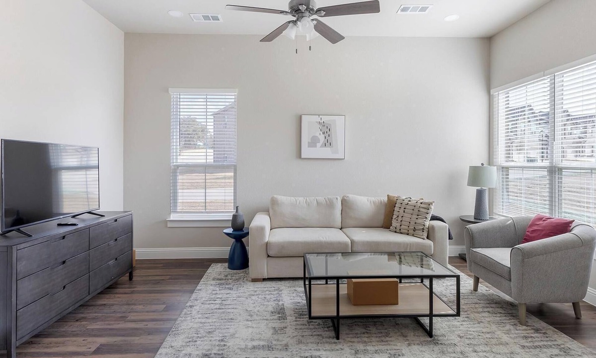 Weatherford Apartment | Landing | Spectacular 3BD in Weatherford