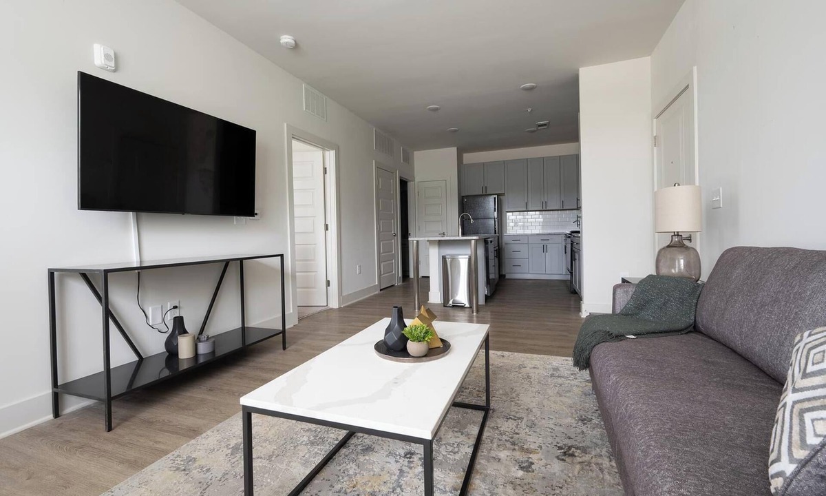 Charlotte Apartment | Landing | Stunning 1BD, Clubhouse, Pool