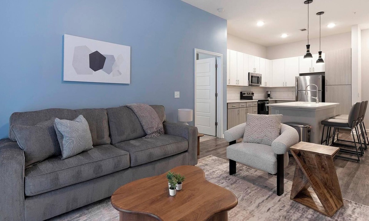 Charlotte Apartment | Landing | Stunning 2BD, Yoga Studio, Pool