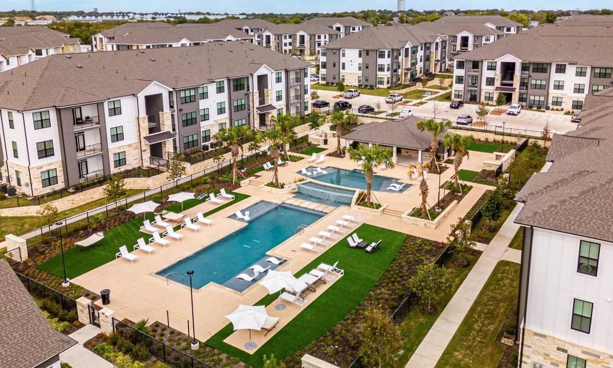 Pflugerville Apartment | Landing | Stylish 1BD, Gym, Game Room