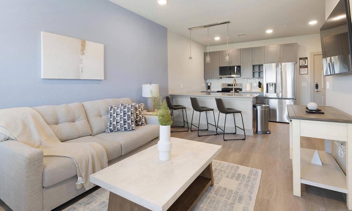 Midlothian Apartment | Landing | Stylish 1BD, Clubhouse, Game Room