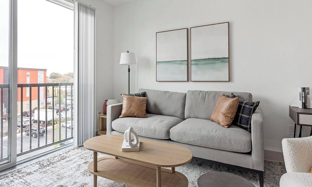 Richmond Apartment | Landing | Stylish 1BD, Pool, Clubhouse