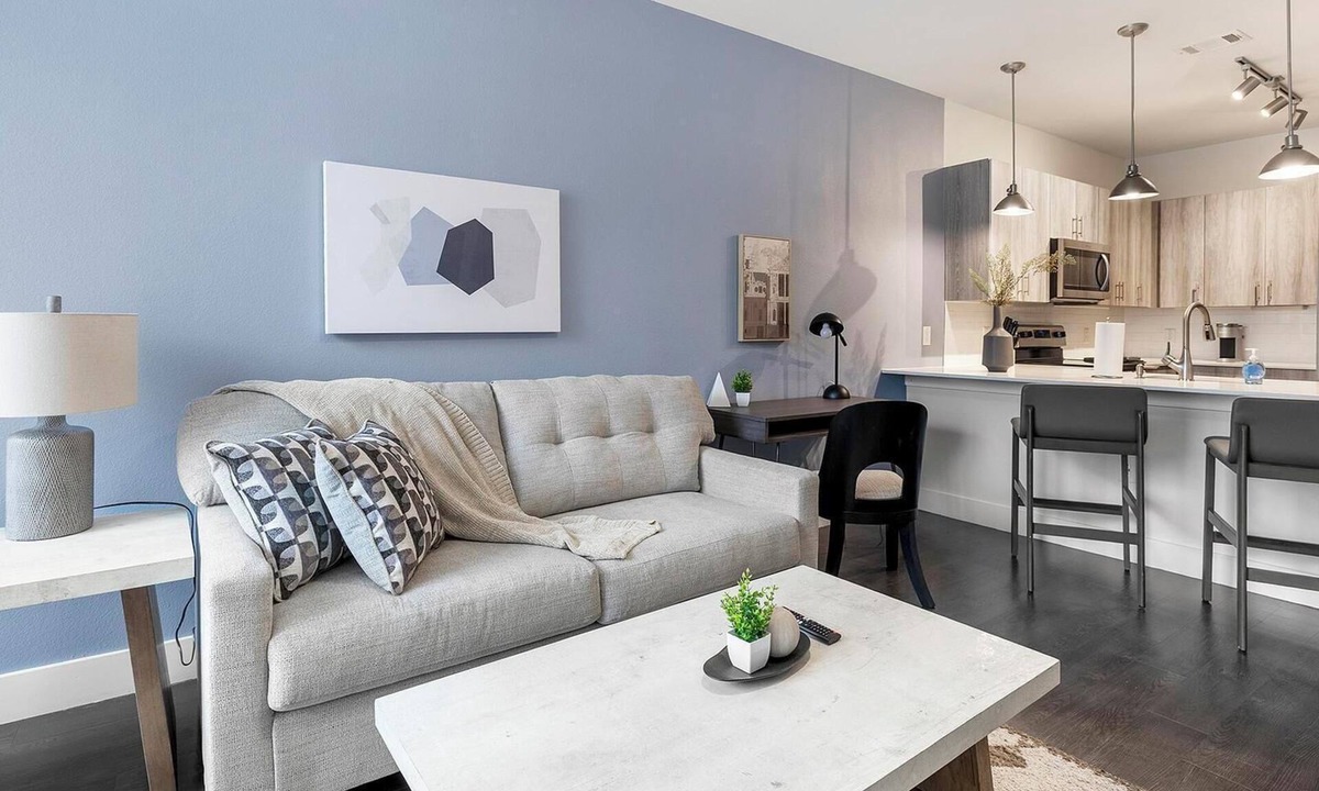 Fort Worth Apartment | Landing | Stylish 1BD in Bricktown