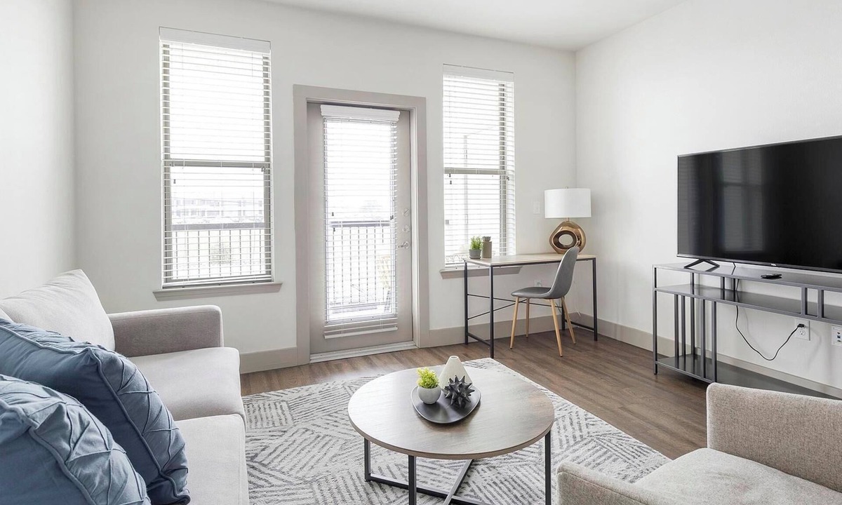 Haltom City Apartment | Landing | Stylish 1BD, Courtyard, Clubhouse