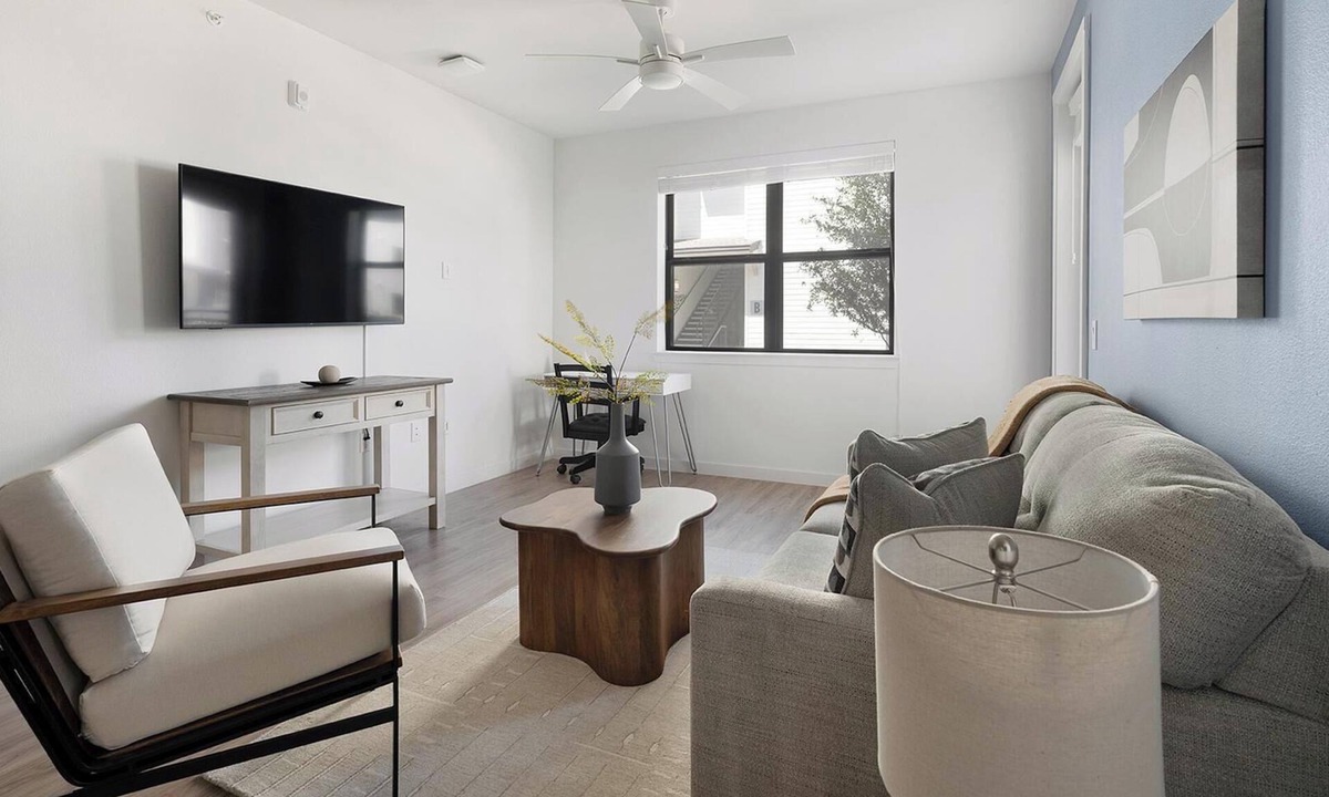 Austin Apartment | Landing | Stylish 2BD, Gym, Clubhouse