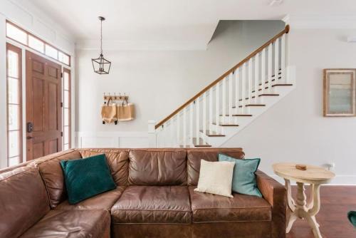 Historic District - North House | Liberty Estate - 3 Separate Units, 2 Car Garage, Courtyard