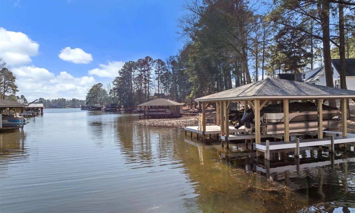 Quail Ridge House | Lizard Creek Retreat | Pet-Friendly | New Boathouse
