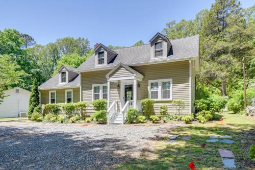 Zanoni House | Located in the Heart of Gloucester Courthouse!