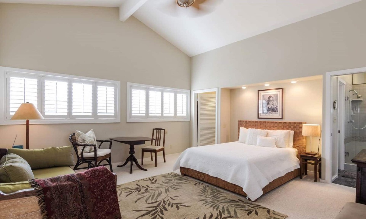 Keolu Hills Apartment | Loft In Kailua - Spacious with Parking, Internet and minutes to Kailua Beach!