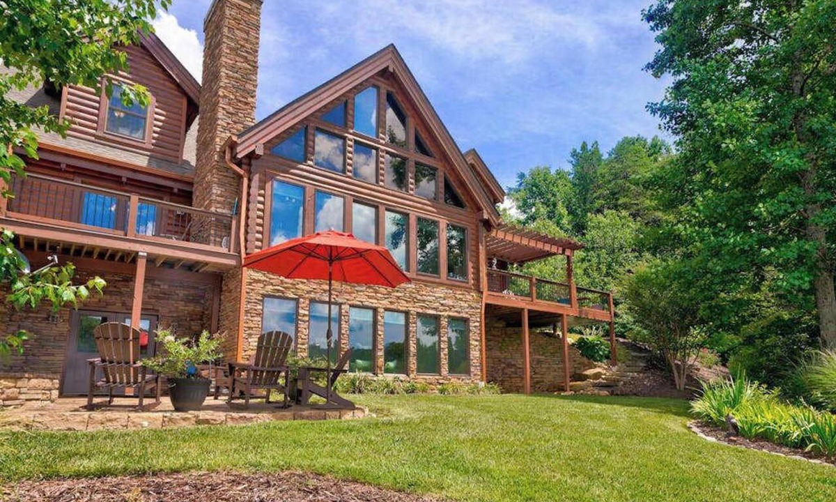 Tate Cabin | Log Haven Cabin Stay