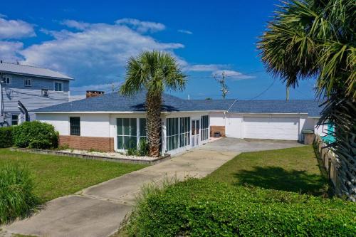 Kure Beach House | Lorraine's Beach Cottage