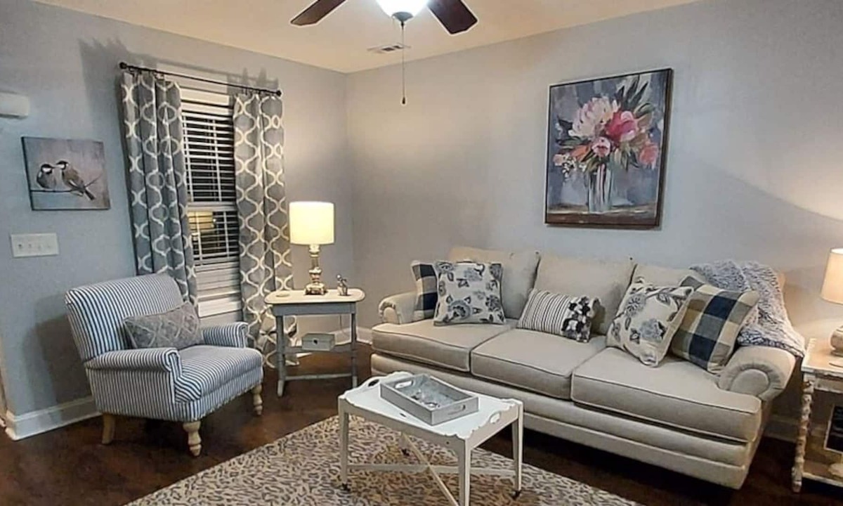 Westgate House | Lovely 2 Bed Townhome in Carolina Forrest
