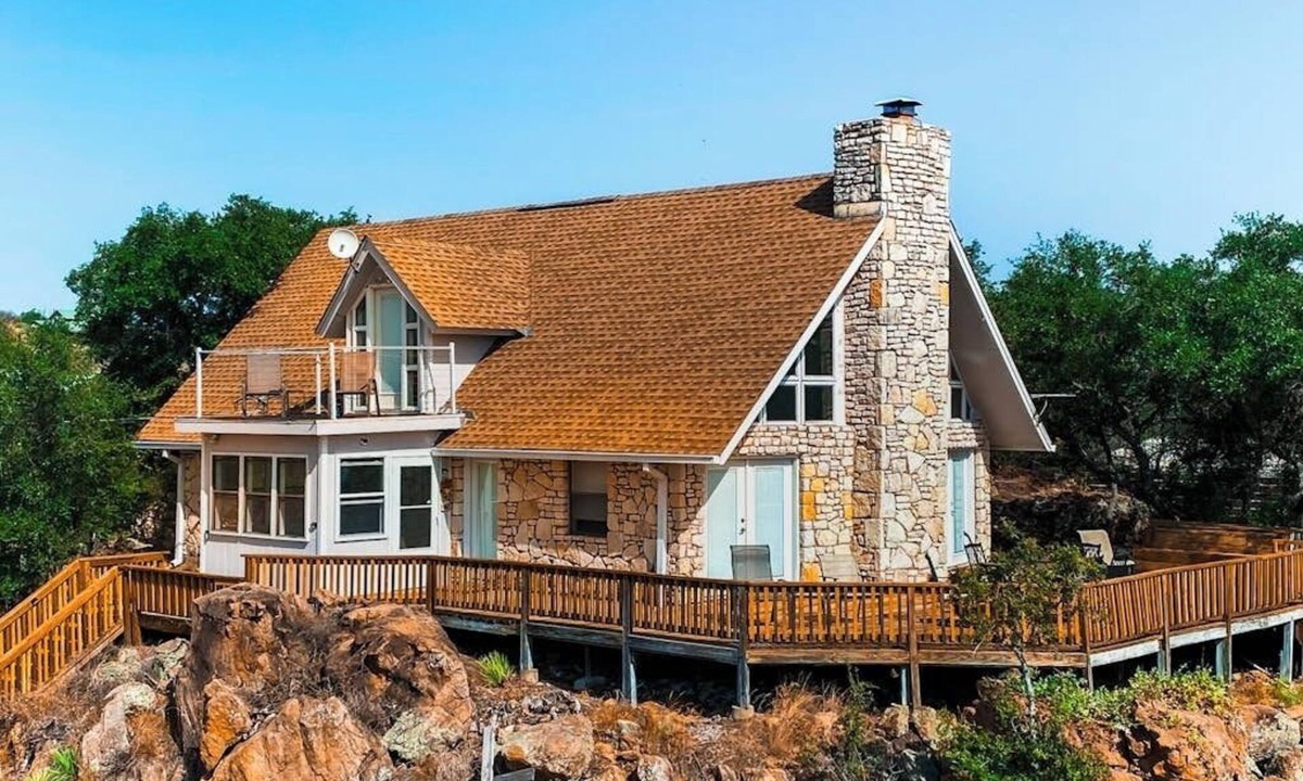Buchanan Dam House | Lovely 2-story home with upper & lower decks, gorgeous lake & Hill Country views