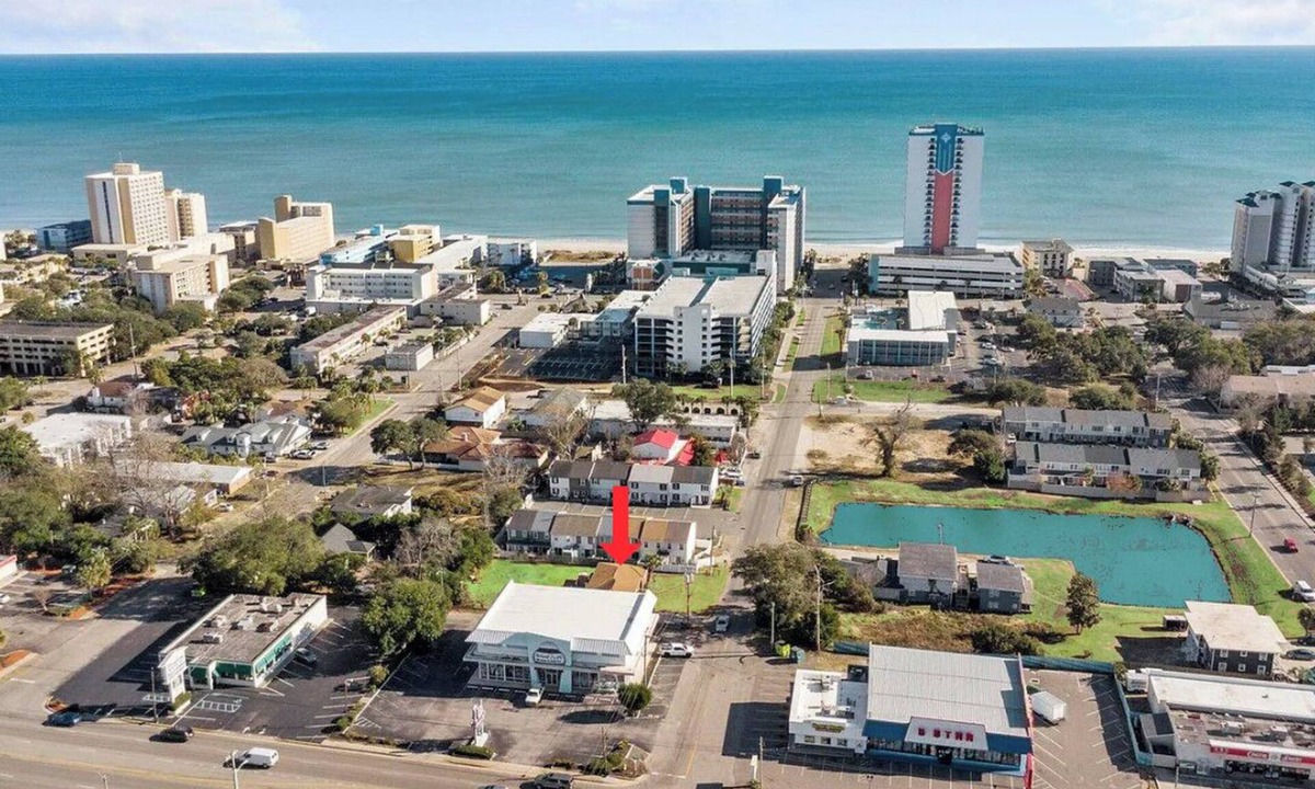 Myrtle Beach House | Lovely Central 2-King Huge Private Fenced-in Yard/Firepit/BBQ with Ocean View